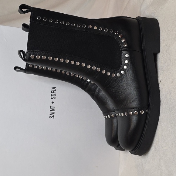 SAINT + SOFIA Black Leather Silver Studded Chelsea Boots Size 38 (US 7) LIKE NEW - Picture 1 of 7
